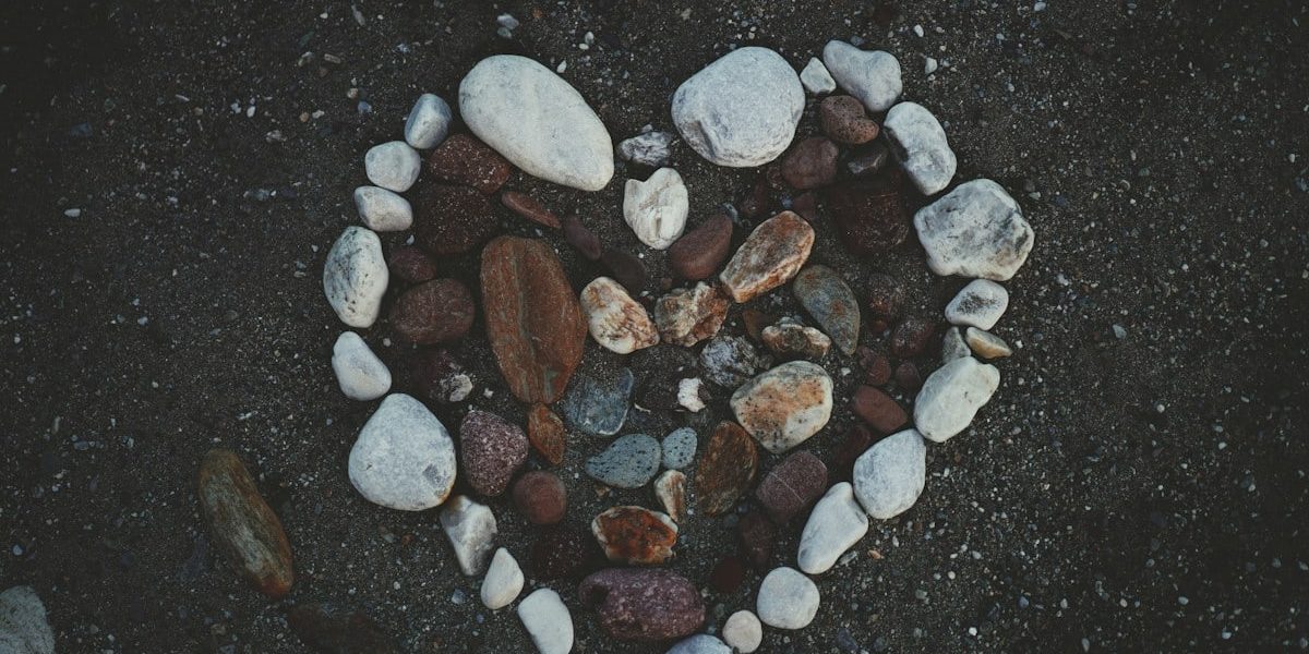 gray and brown stone fragments